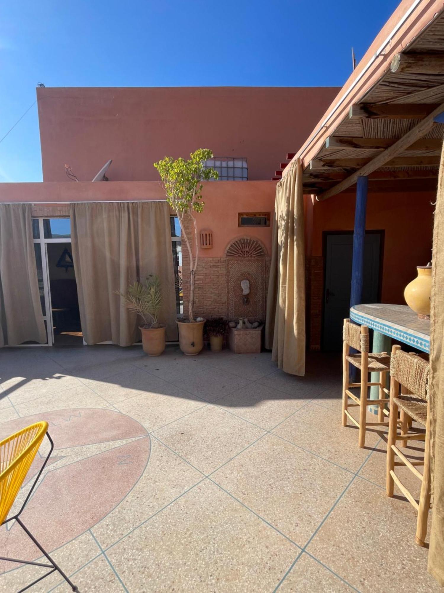The Rainbow House Apartment Mirleft Luaran gambar